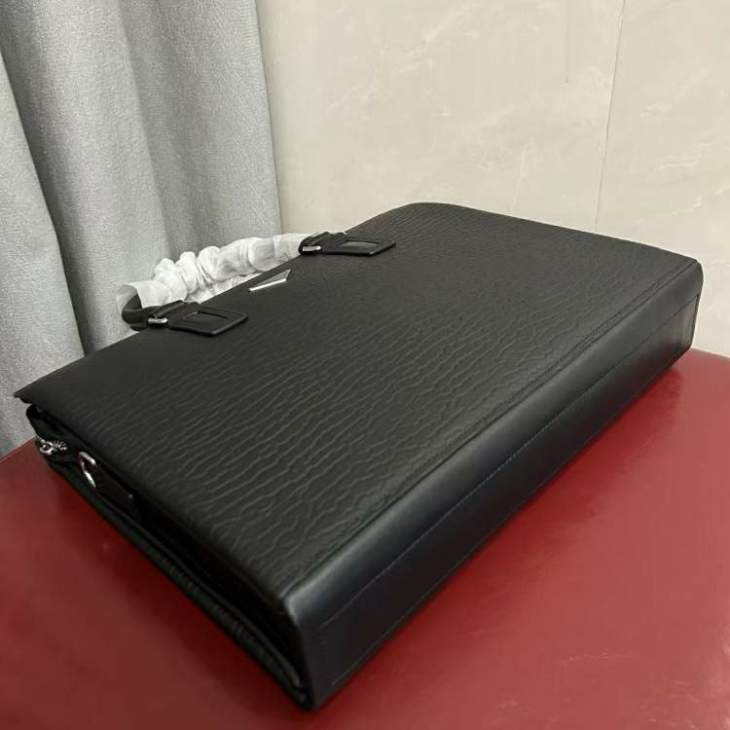 Picture of Prada Mens Bags _SKUfw242188059fw